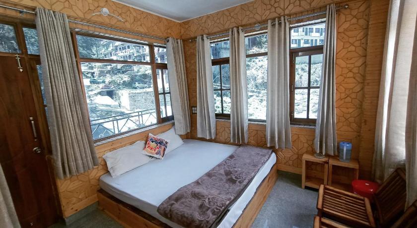 The MoonLight Stay - Shimla