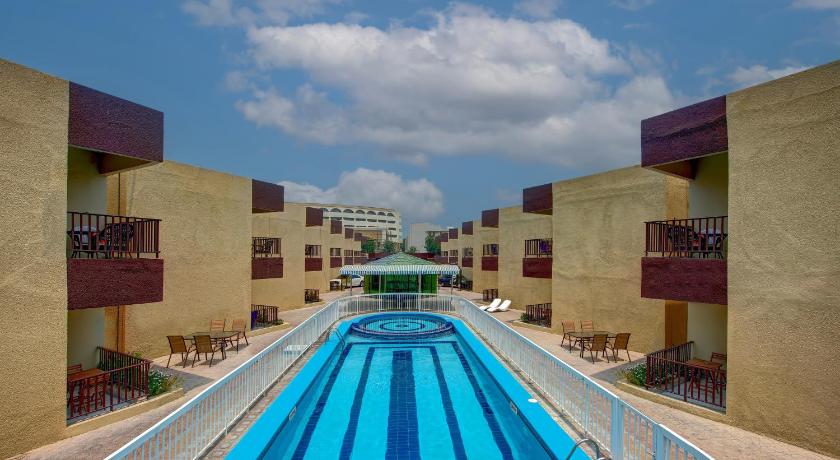 Summer Land Hotel photo