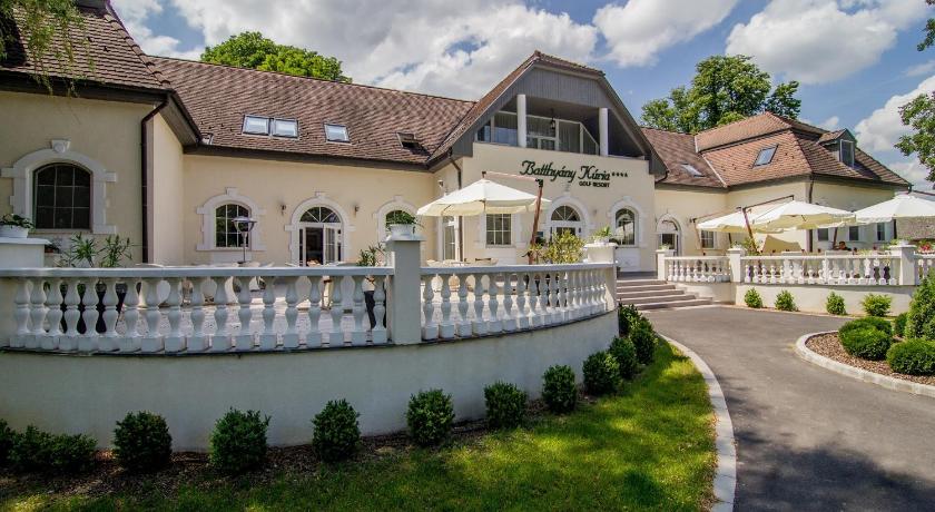 Batthyany Kuria — Hotel in Zalacsany