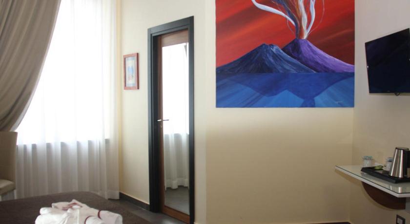 Image of Classic Triple Room 4