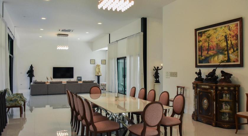 Image of Villa with Private Pool 11
