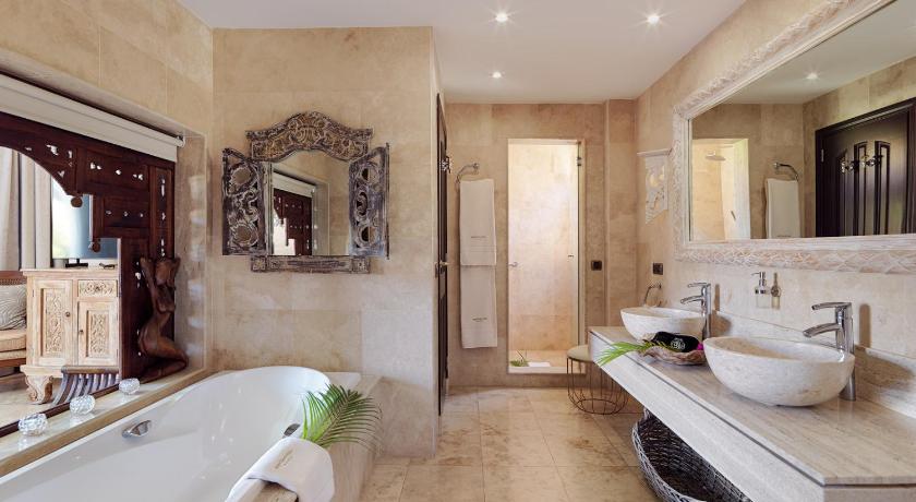 Image of Royal Villa with Private pool 2