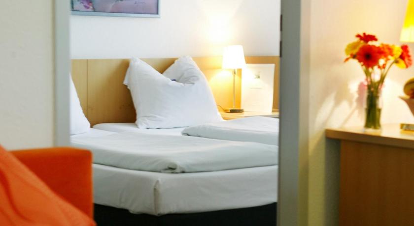 Ariva Boardinghouse Platanenhof photo