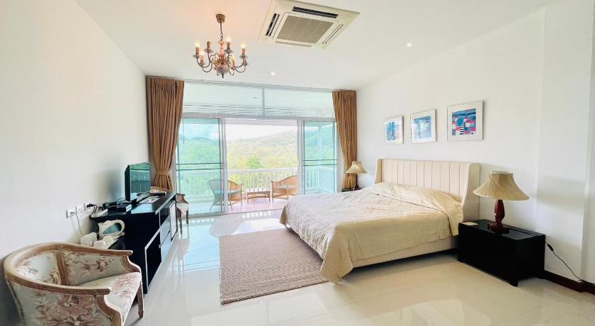 Image of Standard Double or Twin Room with Balcony 5
