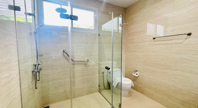 Image of Standard Double or Twin Room with Balcony 12