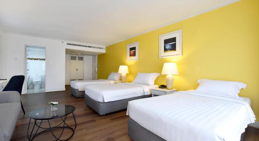 Image of Junior Suite City View 8