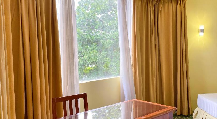 Immagine di Junior Suite con Letto King Size - Vista Città (Junior Suite King Bed - City View) 8
