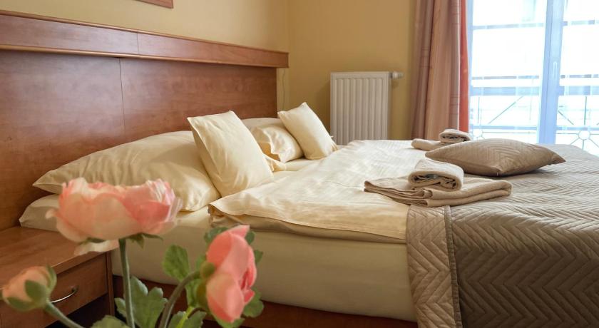 Image of Double Room with Balcony and Treatment Package in Palace I 0