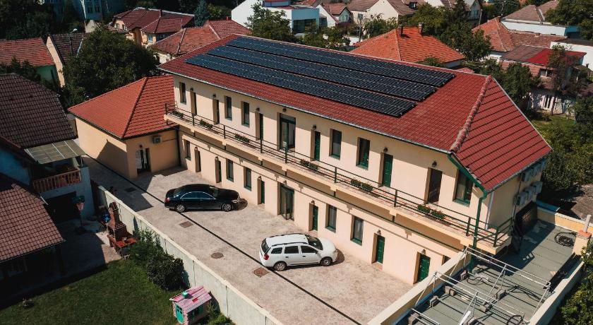 티미쇼아라 REZIDENTA OBLIGADO 3성급 싱글룸 외관