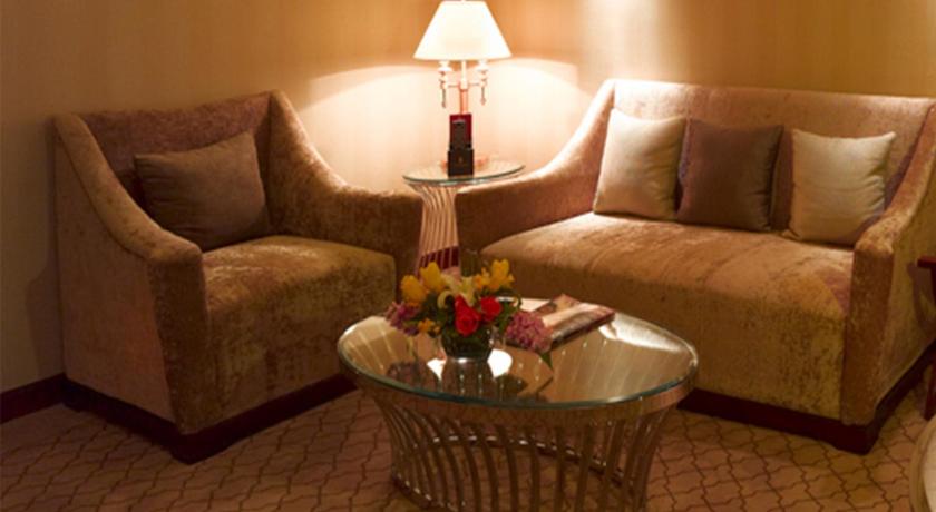 Image of Deluxe Suite 11