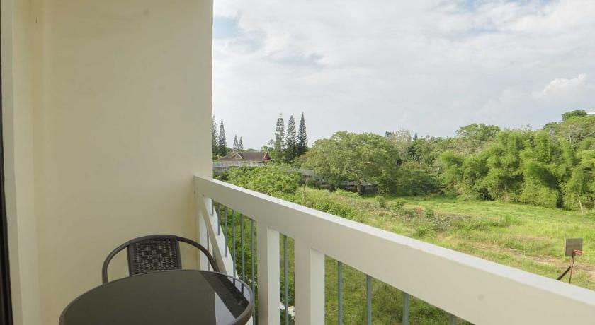 Pinesuites Tagaytay - By RcplacePH Unit 312 - image 5