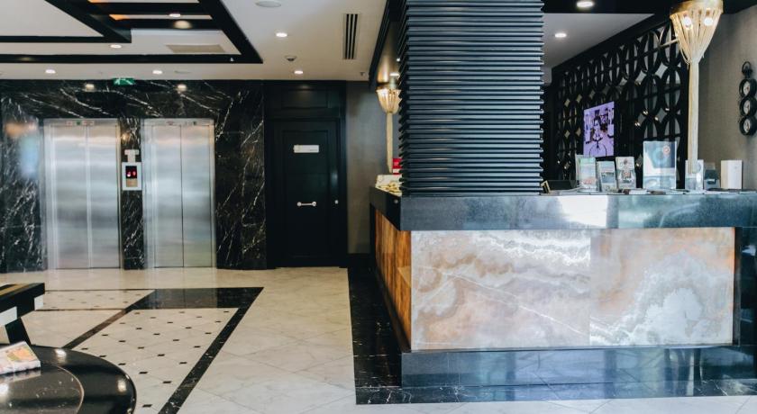 Mia Berre Hotels - image 11