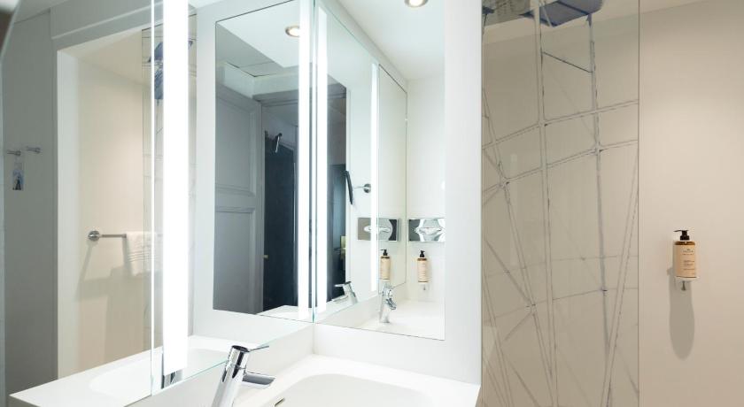 Immagine di Standard Doppia – Non Fumatori (Standard Double Room - Non-Smoking) 7