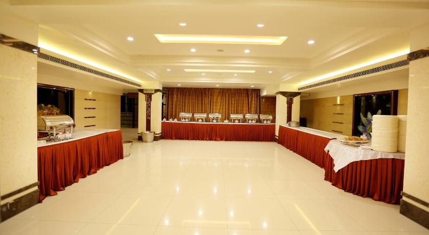 Hotel Swagath Grand AS Rao Nagar