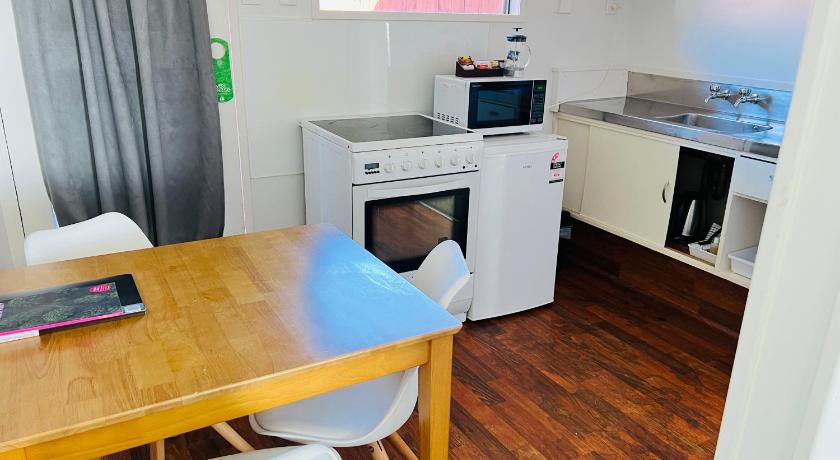 Image of Superior One Bedroom Suite 12