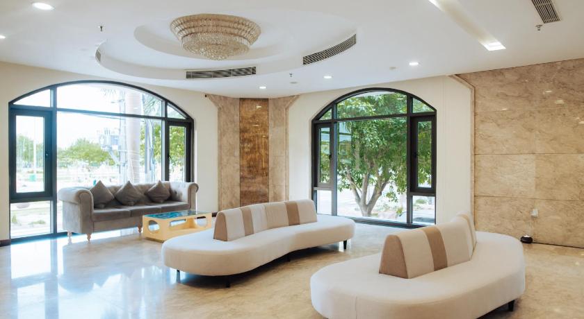 ダナン DanaCiti Hotel 4つ星 ホテル プール