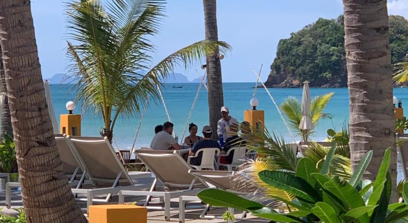 Noble House Beach Resort - image 36