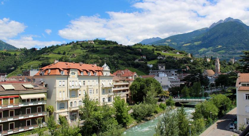 Manzoni Rooms — Hotel in Meran