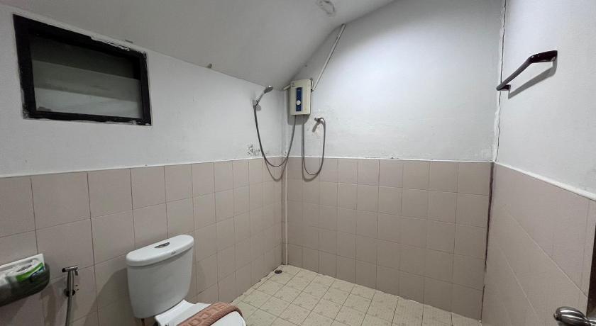Image of Family Room (2 connecting rooms) 12