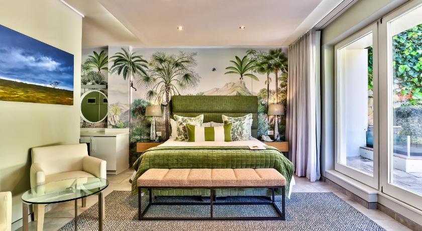 Image of Classic Room 4