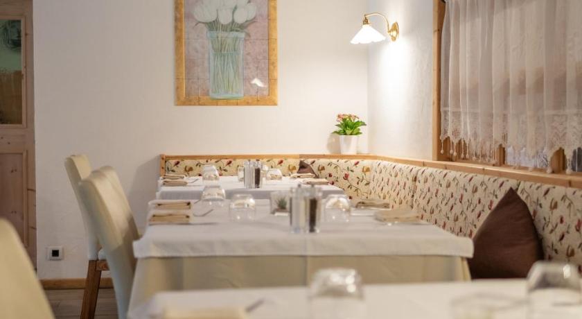 マレーベ Hotel Lago della Creta 3つ星 ホテル 眺望