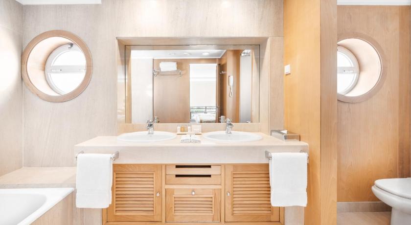 รูปของดูเพล็กซ์สวีทพร้อมวิวสวน (Duplex Suite with Garden View) 2