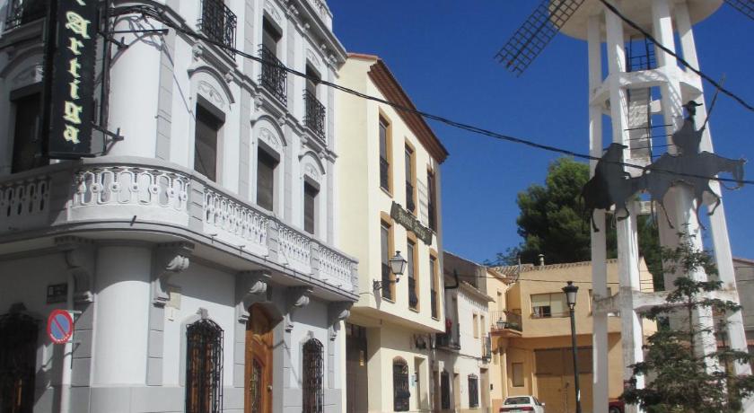 Hostal Artiga photo
