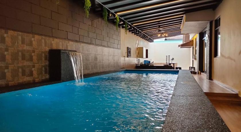 Villamax Klebang Beach Homestay Melaka 25 Pax 6R4B