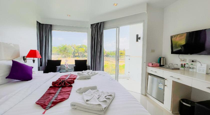 Image of Deluxe Double  Room 6