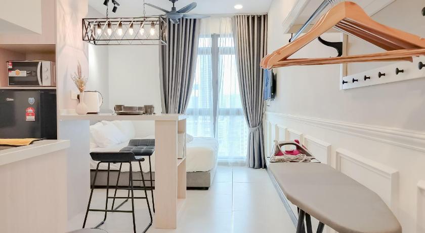 Neu Suites By Manhattan Group - image 13