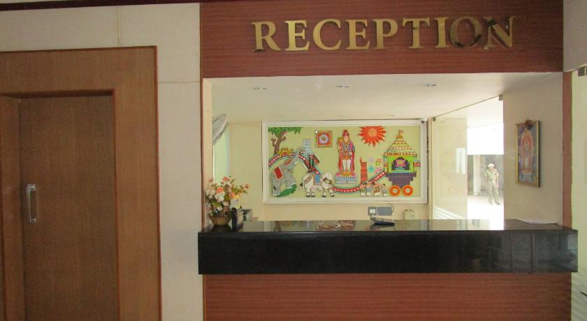 Hotel Subam Palani photo