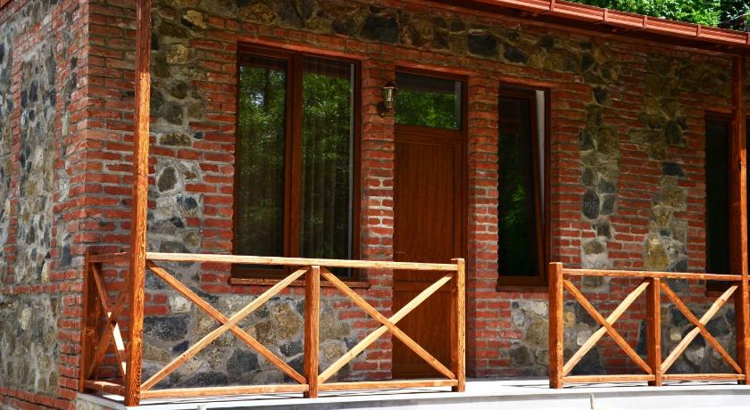 Borjomi Cottages photo
