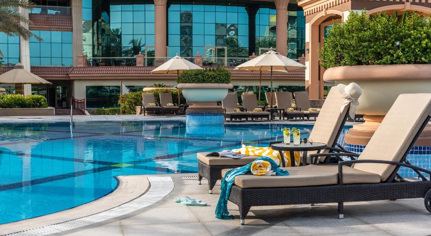 Al Raha Beach Hotel - image 11