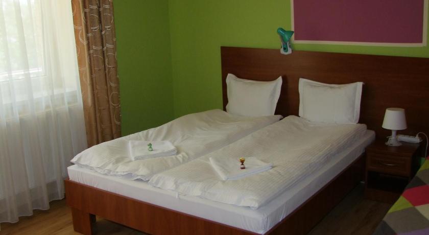 Zdjęcie: Pokój Dwuosobowy typu Deluxe z 1 lub 2 łóżkami i balkonem (Deluxe Double or Twin Room with Balcony) 3