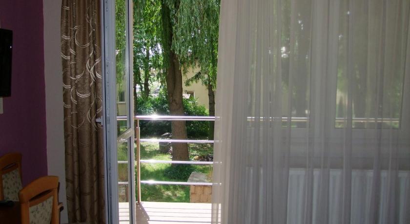 Zdjęcie: Pokój Dwuosobowy typu Deluxe z 1 lub 2 łóżkami i balkonem (Deluxe Double or Twin Room with Balcony) 5