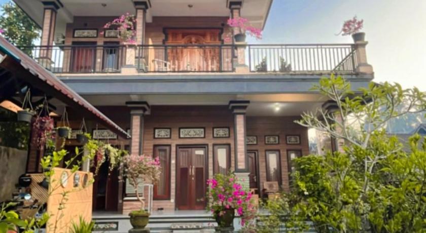 Tampilan Nano Ari Homestay and Art Class