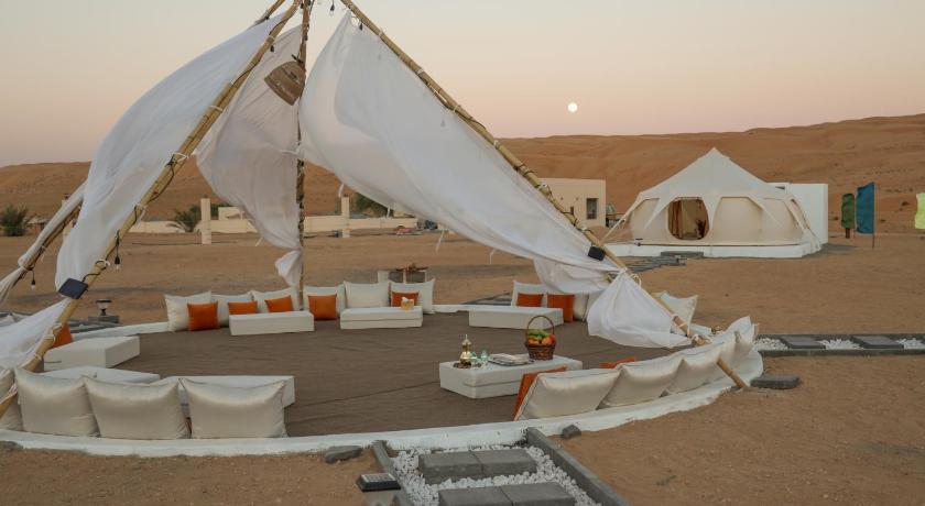 Image of Tent 4