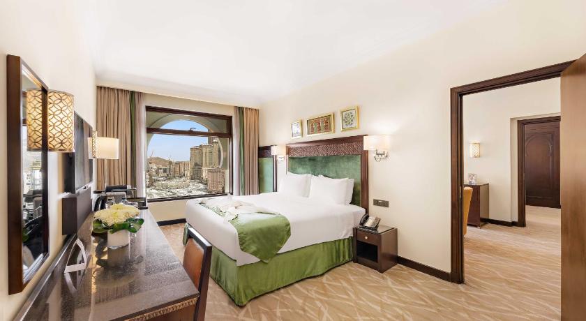 Image of Diplomatic Suite Haram View 1