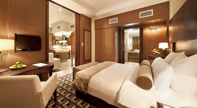 Oaks Liwa Executive Suites photo