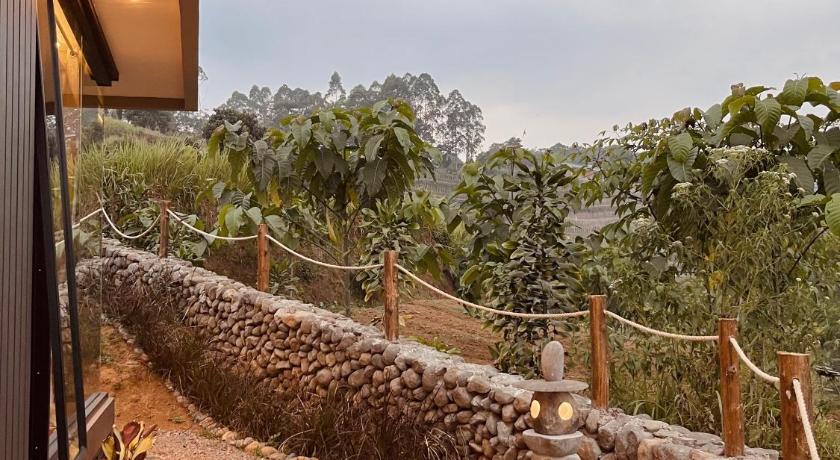 THE HILL By The Villas 100 - image 5