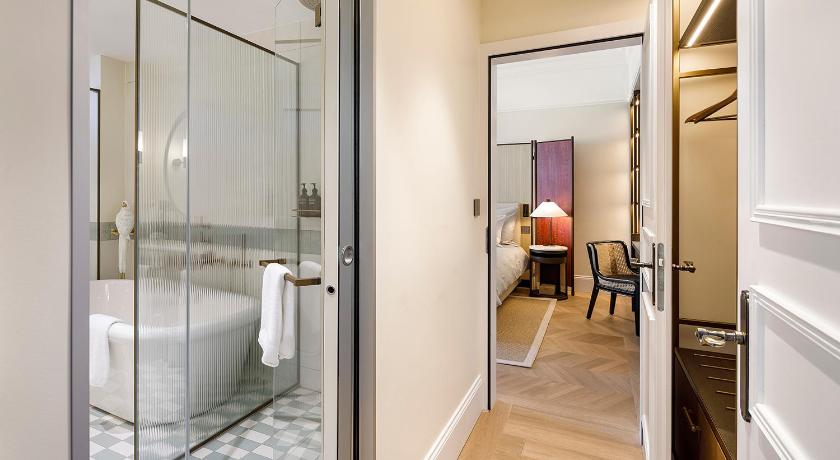 Image of Suite 4