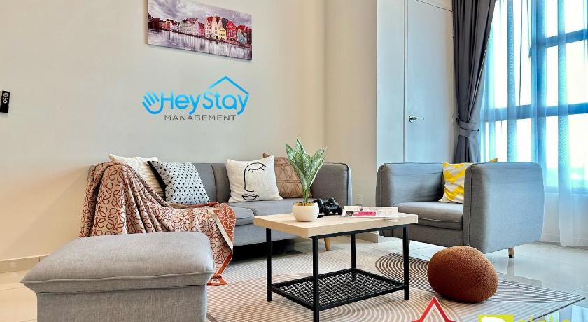 Malacca OngKimWee Residence by HeyStay Management 2-Star Guesthouse pool