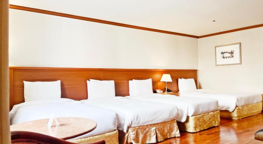 รูปของห้องพักสำหรับ 4 คน (Quad Room) 5