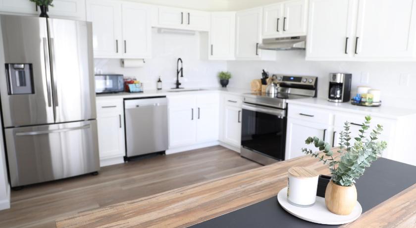 클리블랜드 (OH) 5-BR Serene Retreat Near CLE* Dogs welcome! 4성급 숙소 로비