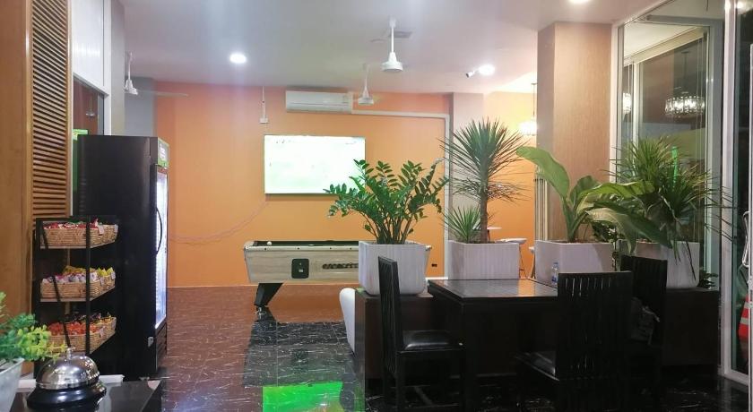 NJ Patong Hotel - image 16