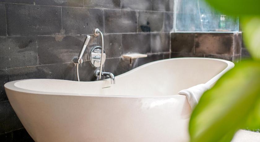 Image of 2 Bedroom Suite Pool Villa 14