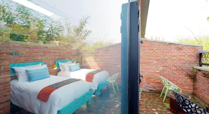 Image of Superior Twin Room 5