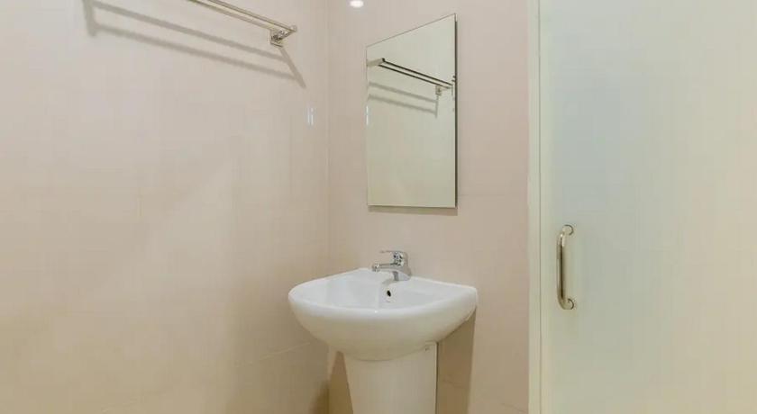 Image of Single Room 6