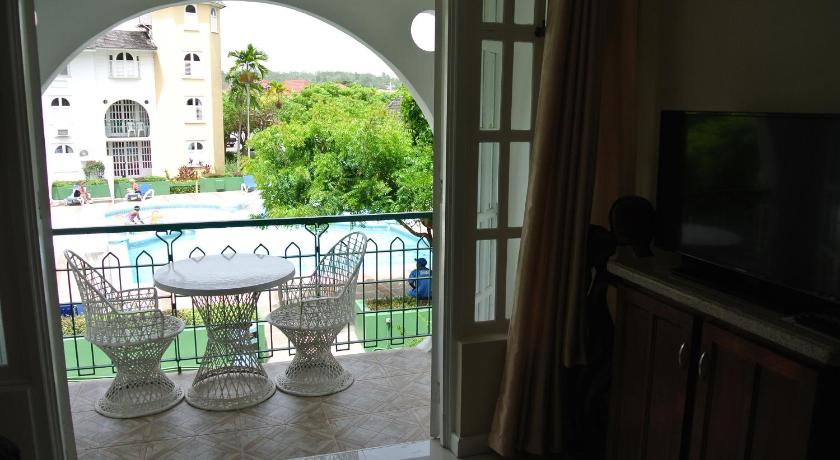 Beach One Bedroom Suite 13 photo