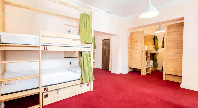Image of Bed in 10-Bed Mixed Dormitory Room 0